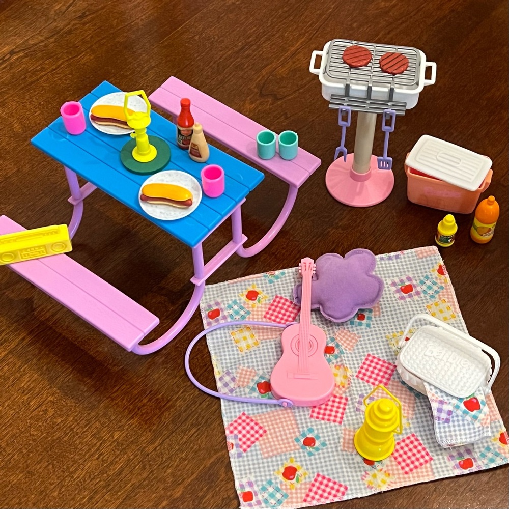 Barbie 1990’s Lot Picnic Table Barbecue Grill Food Cooler Basket Blanket Guitar